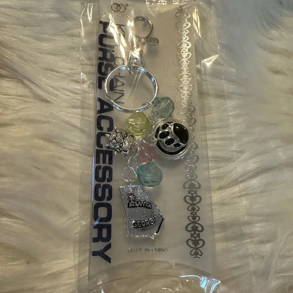 🩷5/$10 Atlanta Silver and Multicolor Keychain